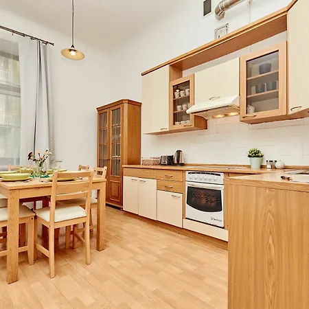 Friendhouse - Old * Krakow