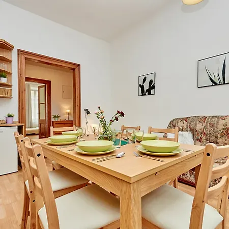 Apartment Friendhouse - Old *