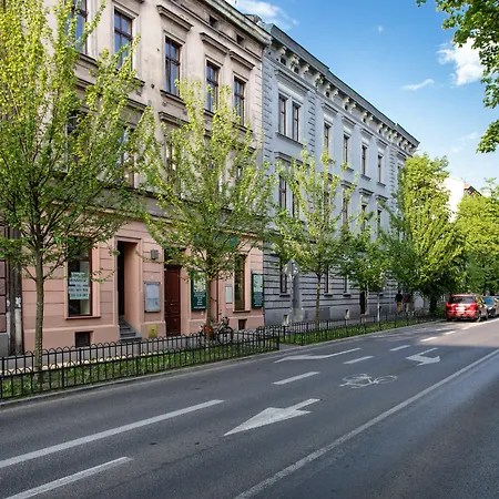 Friendhouse - Old * Krakow
